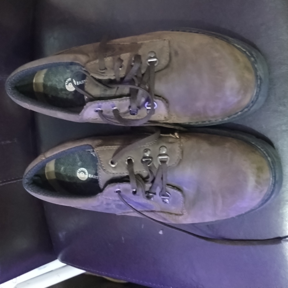 Earth shoe leather shoes